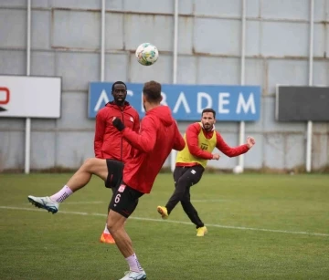 Sivasspor, Ümraniye maçı hazırlıklarını tamamladı
