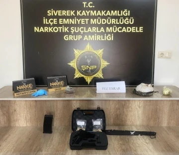 Siverek’te uyuşturucu satıcılarına operasyon: 2 kişi tutuklandı
