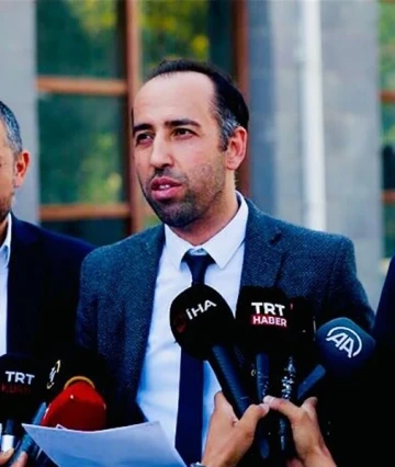 Sosyolog Adem Palabıyık: &quot;Kılıçdaroğlu ABD’ye itaatini tescillemek ve HDP’yi meşrulaştırmak için gidiyor”
