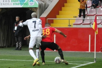 Spor Toto Süper Lig: Kayserispor: 0 - Adana Demirspor: 1 (Maç devam ediyor)
