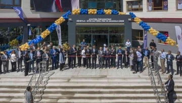 Süheyla-Sıtkı Alp Fen ve Anadolu Lisesi’nin açılışı düzenlenen törenle gerçekleşti
