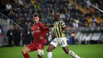 Süper Lig'de kritik mücadele! Sivasspor - Fenerbahçe! İlk 11'ler...