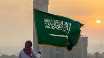 Suudi Arabistan'dan bayrak kararı: İlk kez hayata geçti