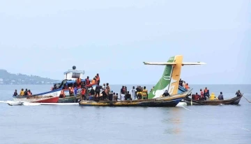 Tanzanya’da göle düşen yolcu uçağında 3 kişi öldü
