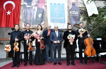 Tarihi Kervansaray’da Atatürk’ün sevdiği şarkılar yankılandı
