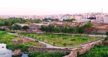 Tarihi yapıların restorasyon çalışmalarından sonra Cizre yerli ve yabancı turistleri bekliyor