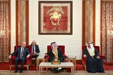 TBMM Başkanı Kurtulmuş, Bahreyn Kralı Al Khalifa ile görüştü
