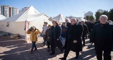 TBMM Başkanı Şentop çadır kenti ziyaret etti