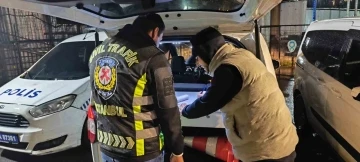 TEM Otoyolu’nda önünü kestiği aracın camını yumruklayan öfkeli sürücüye ceza yağdı

