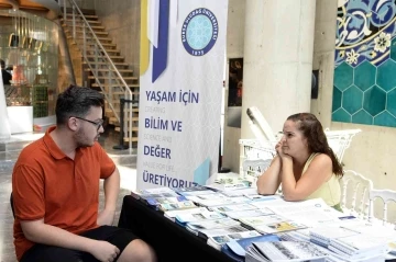 Tercih döneminde gençlere Osmangazi Belediyesi’nden destek

