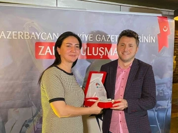 TGRT Haber Yayın Planlama Şefi Gökhan Özbek’e Azerbaycan medyasından ödül
