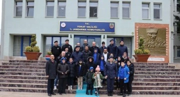 Tokat Mehmet Akif Ersoy Görme Engelliler İlkokulu Öğrencileri Jandarma Komutanlığında Unutulmaz Bir Gün Geçirdi