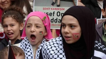 Trabzon’da çocuklar Filistin’e destek için yürüdüler
