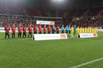 Trendyol Süper Lig: Gaziantep FK: 0 - İstanbulspor: 0 (Maç devam ediyor)
