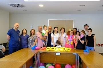 Tüp bebek aileleri Anneler Günü etkinliğinde buluştu
