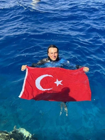 Türk sporcudan Mısır’da Türkiye rekoru
