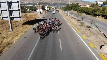 Türkiye Bisiklet Şampiyonası Kırıkkale’de başladı
