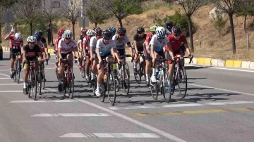 Türkiye Bisiklet Şampiyonası Kırıkkale’de büyük heyecanıyla devam ediyor
