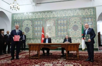Türkiye ile Cezayir arasında 12 anlaşma imzalandı
