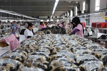 Türkiye’nin en büyüğü: Üretilen çantalar 26 ülkeye ihraç ediliyor

