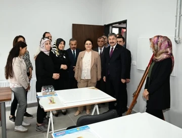 Türkiye’nin ilk ’Kadın Bağımlılıkla Mücadele ve Rehabilitasyon Merkezi’ Osmaniye’de açıldı
