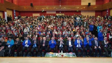 Türkiye’nin ilk SOSYALFEST’inde ödüller sahiplerini buldu
