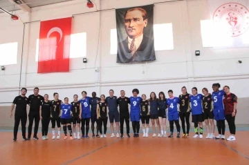 Türkiye ve Fransa milli takımlarından ortak kamp
