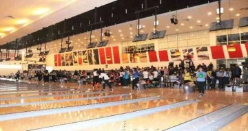 Türkiye’nin en büyük bowling salonunda şampiyona heyecanı