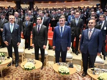Türkmenistan Devlet Başkanı Berdimuhamedov “Türkiye-Türkmenistan İş Forumu”na katıldı
