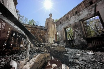 Ukrayna’da 350’den fazla tarihi ve kültürel mekan hasar gördü