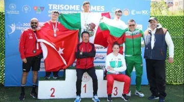 Ümraniyeli Down Sendromlu Sporcular Türkiye rekoru kırdı
