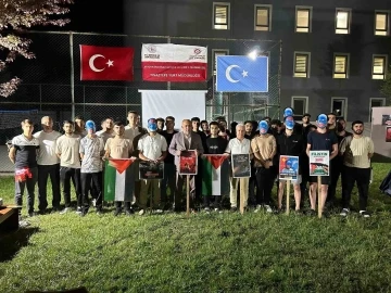 Üniversite öğrencilerden Filistin ve Doğu Türkistan için farkındalık etkinliği
