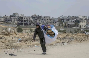 UNRWA: “İsrailli yetkililer, BM’ye Gazze’nin kuzeyine gıda konvoylarının girişini artık onaylamayacaklarını bildirdi”
