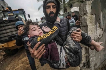 UNRWA: &quot;Gazze’de öldürülen çocuk sayısı, dünya çapında 4 yıl süren savaşlarda öldürülen çocuk sayısının toplamından daha fazla&quot;
