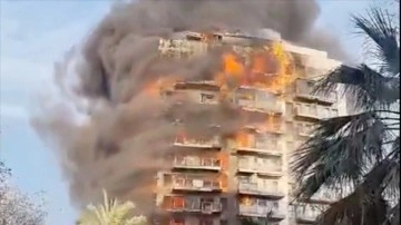 Valensiya'da Yaşanan Apartman Yangınında Ölü Sayısı 10'a Yükseldi
