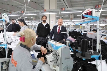 Vali Varol, GESE Tekstil’i ziyaret etti
