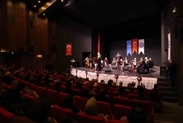 Van’da Türk sanat müziği konseri düzenlendi
