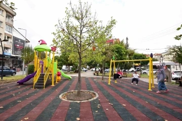 Veysel Çiftçi Parkı’na çocuk oyun alanı
