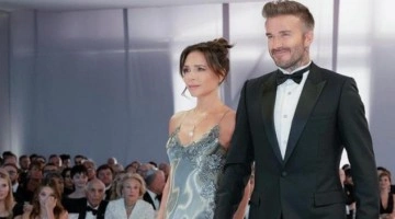 Victoria Beckham'ın oğlunun düğününde giydiği özel tasarım elbisenin detayları belli oldu