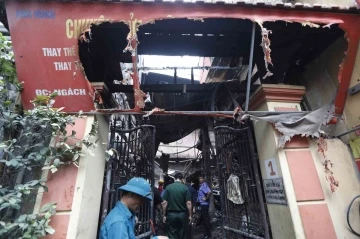 Vietnam’da apartmanda yangın: 14 ölü, 6 yaralı
