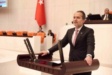 Yeniden Refah Partisi Genel Başkanı Erbakan: “Faizlerin arttırılması yerli ve yabancı yatırımcıyı mevduat faizine yöneltecektir”
