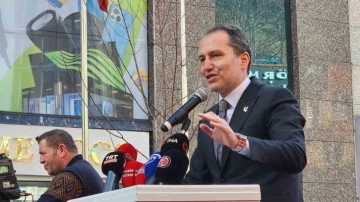 Yeniden Refah Partisi Genel Başkanı Fatih Erbakan: CHP'li Belediyeler Borçla Hizmetlere Zam Yaparak Milleti Mağdur Ediyor