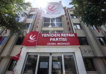 Yeniden Refah Partisi’nden ‘İstanbul’da aday çıkarmayacak’ iddiasına yalanlama
