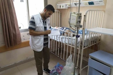 Yeryüzü Doktorları Gazze’de zorlu şartlar altında yardım ulaştırıyor
