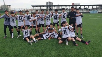 Yolspor, Elazığ Amatör Küme U-15 Ligi’nde Şampiyon Oldu!