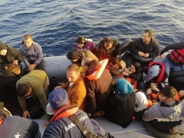 Yunanistan’ın geri ittiği 132 göçmen kurtarıldı
