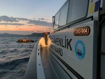 Yunanistan’ın ölüme ittiği düzensiz göçmenler kurtarıldı
