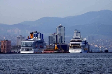 Yüzen otel İzmir Limanı’na demir atacak
