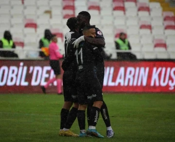 Ziraat Türkiye Kupası: Sivasspor: 5 - Esenler Erok Spor: 2  (Maç sonucu)
