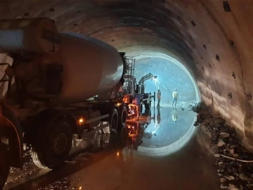 Zonguldak-Filyos arasındaki tünel çalışmaları sürüyor
